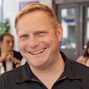 Karsten Thoms